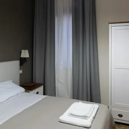 Apollo Bed & Breakfast 3*