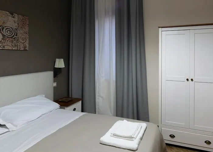 Apollo Bed and breakfast 3*